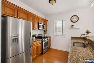 528 52nd Street 201, West New York, NJ 07093 - Photo 4