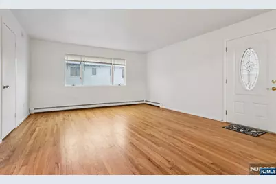 336 E Columbia Avenue 1 #1, Palisades Park, NJ 07650 - Photo 4