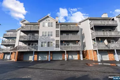 900 Van Houten Avenue A2 #A2, Clifton, NJ 07013 - Photo 2