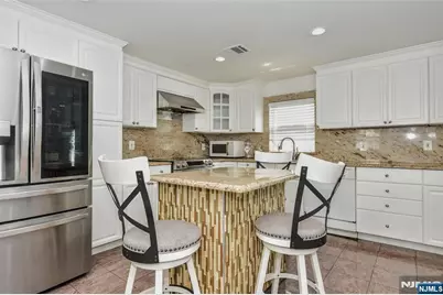 32-12 Raphael, Fair Lawn, NJ 07410 - Photo 12