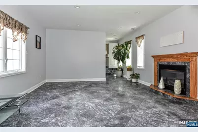 32-12 Raphael, Fair Lawn, NJ 07410 - Photo 18