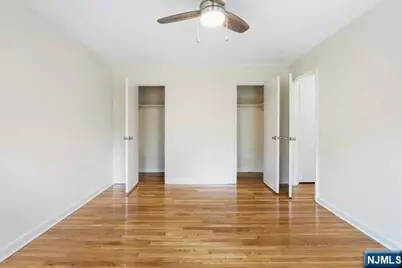 2320 Linwood Avenue 3F #3F, Fort Lee, NJ 07024 - Photo 10