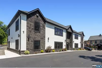 5 Milton Avenue C #C, Clifton, NJ 07013 - Photo 4