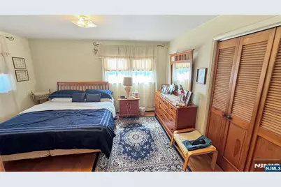 100 Westminster Place, Saddle Brook Township, NJ 07663 - Photo 12