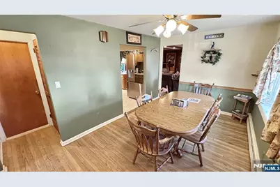 100 Westminster Place, Saddle Brook Township, NJ 07663 - Photo 10