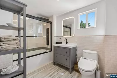 26 Oak Street, Bloomingdale, NJ 07403 - Photo 12