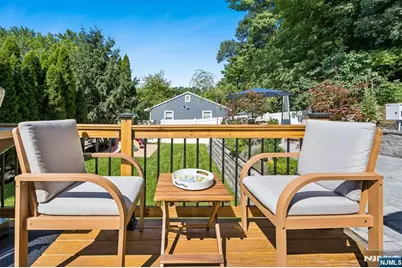 26 Oak Street, Bloomingdale, NJ 07403 - Photo 18