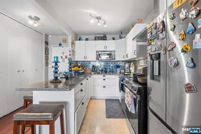 7855 Boulevard 26G #26G, North Bergen, NJ 07047 - Photo 18