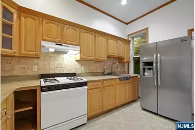 300 49th Street, Union City, NJ 07087 - Photo 10