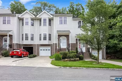 49 Rockcreek Terrace, Riverdale, NJ 07457 - Photo 2