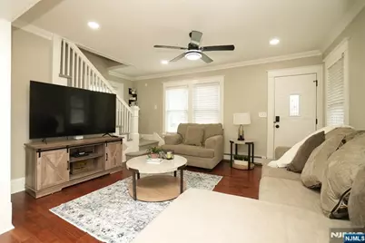328 Mayhill Street, Saddle Brook Township, NJ 07663 - Photo 4