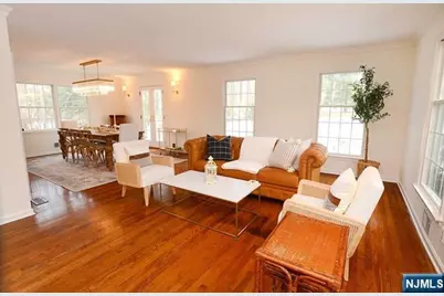 23 Deerhorn Trail, Upper Saddle River, NJ 07458 - Photo 4