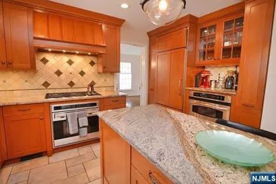 23 Deerhorn Trail, Upper Saddle River, NJ 07458 - Photo 12