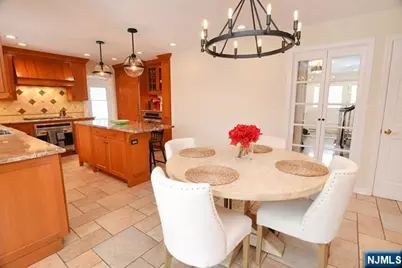 23 Deerhorn Trail, Upper Saddle River, NJ 07458 - Photo 14