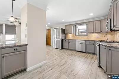 44 E Quackenbush Avenue, Dumont, NJ 07628 - Photo 8