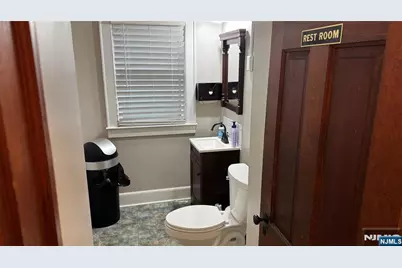 666 Franklin Avenue 664 #664, Nutley, NJ 07110 - Photo 10
