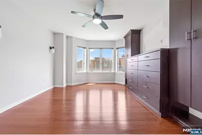 518 Ellery Court K518 #K518, Edgewater, NJ 07020 - Photo 18