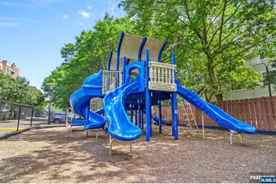 518 Ellery Court K518 #K518, Edgewater, NJ 07020 - Photo 36