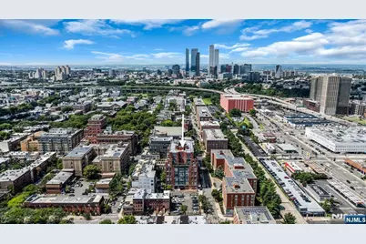 205 10th Street 5N #5N, Jersey City, NJ 07302 - Photo 34