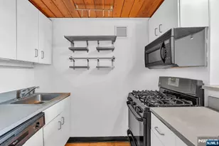 205 10th Street 5N, Jersey City, NJ 07302 - Photo 16
