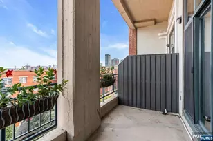 205 10th Street 5N, Jersey City, NJ 07302 - Photo 32