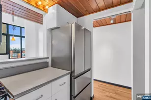 205 10th Street 5N, Jersey City, NJ 07302 - Photo 18