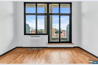 205 10th Street 5N #5N, Jersey City, NJ 07302 - Photo 10