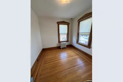 268 Harrington Avenue 2 #2, Lyndhurst Township, NJ 07071 - Photo 12