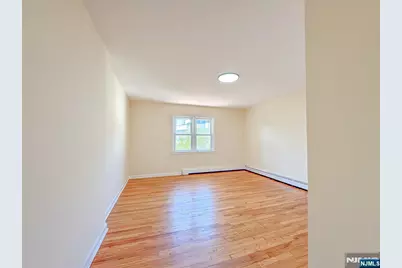 244 Lincoln Avenue 1 #1, Cliffside Park, NJ 07010 - Photo 8