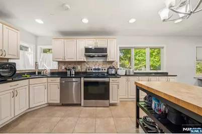 3 Burton Place, Cresskill, NJ 07626 - Photo 6