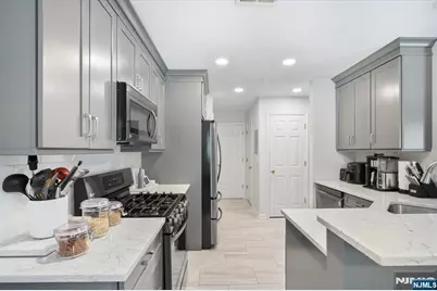 70 Carter Road, Wanaque, NJ 07420 - Photo 12