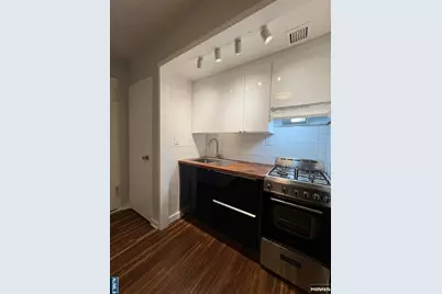 501 Linwood Drive 2D #2D, Fort Lee, NJ 07024 - Photo 1
