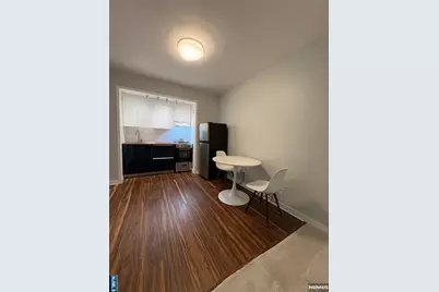 501 Linwood Drive 2D #2D, Fort Lee, NJ 07024 - Photo 4