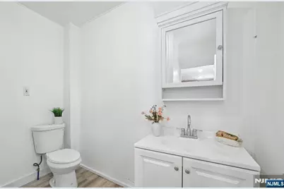 7 Belle Avenue 2 #2, Paterson, NJ 07522 - Photo 8