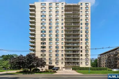 307 Prospect Avenue 10G #10G, Hackensack, NJ 07601 - Photo 16
