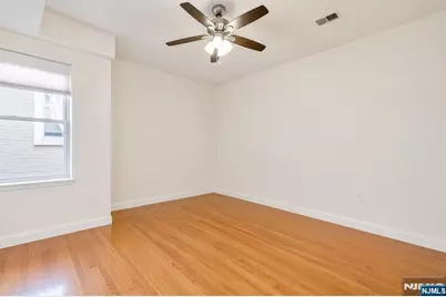 150 61st Street 2L #2L, West New York, NJ 07093 - Photo 6