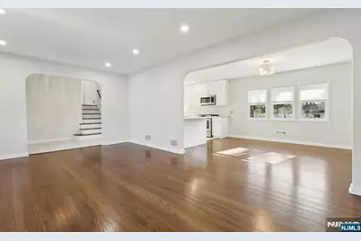 287 Country Club Drive, Oradell, NJ 07649 - Photo 8