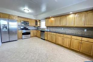 253 Parker Ave 2, Hackensack, NJ 07601 - Photo 8