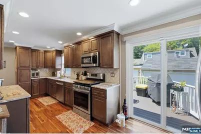153 Stefanic Avenue, Elmwood Park, NJ 07407 - Photo 6