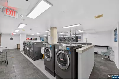 2077 Center Avenue Phb #PHB, Fort Lee, NJ 07024 - Photo 44