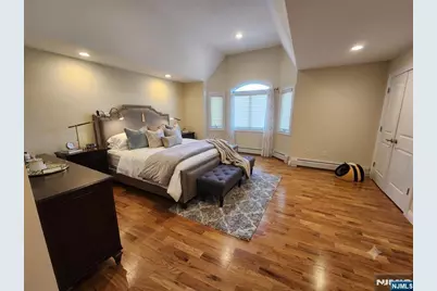 237 E Central Boulevard B #B, Palisades Park, NJ 07650 - Photo 10