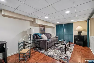 2-33 35th Street, Fair Lawn, NJ 07410 - Photo 18