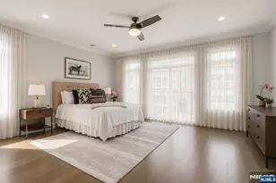 37 Winterburn Pl, Edgewater, NJ 07020 - Photo 20