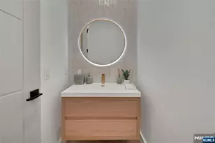 2282 7th St, Fort Lee, NJ 07024 - Photo 16