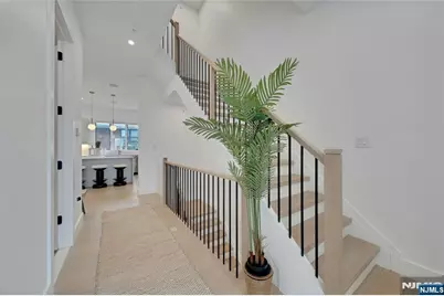2282 7th Street, Fort Lee, NJ 07024 - Photo 20
