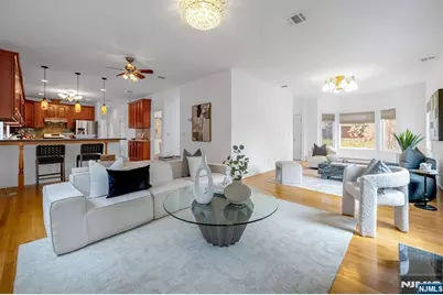 177 Lawson Place, Paramus, NJ 07652 - Photo 14