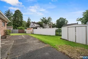 498 Riverside Terrace, Rutherford, NJ 07070 - Photo 18