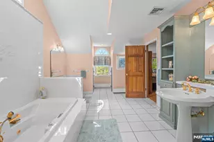 8 Alpine Ridge Rd, West Milford, NJ 07480 - Photo 18