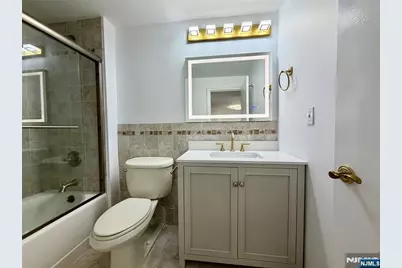 770 Anderson Avenue 14C #14C, Cliffside Park, NJ 07010 - Photo 16