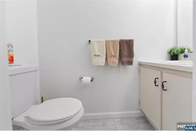 25 Holly Street, Jersey City, NJ 07305 - Photo 6